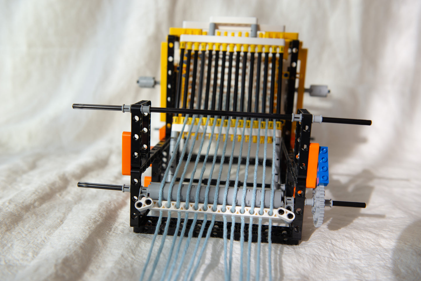 Weaving Machine Toy for Creative Minds